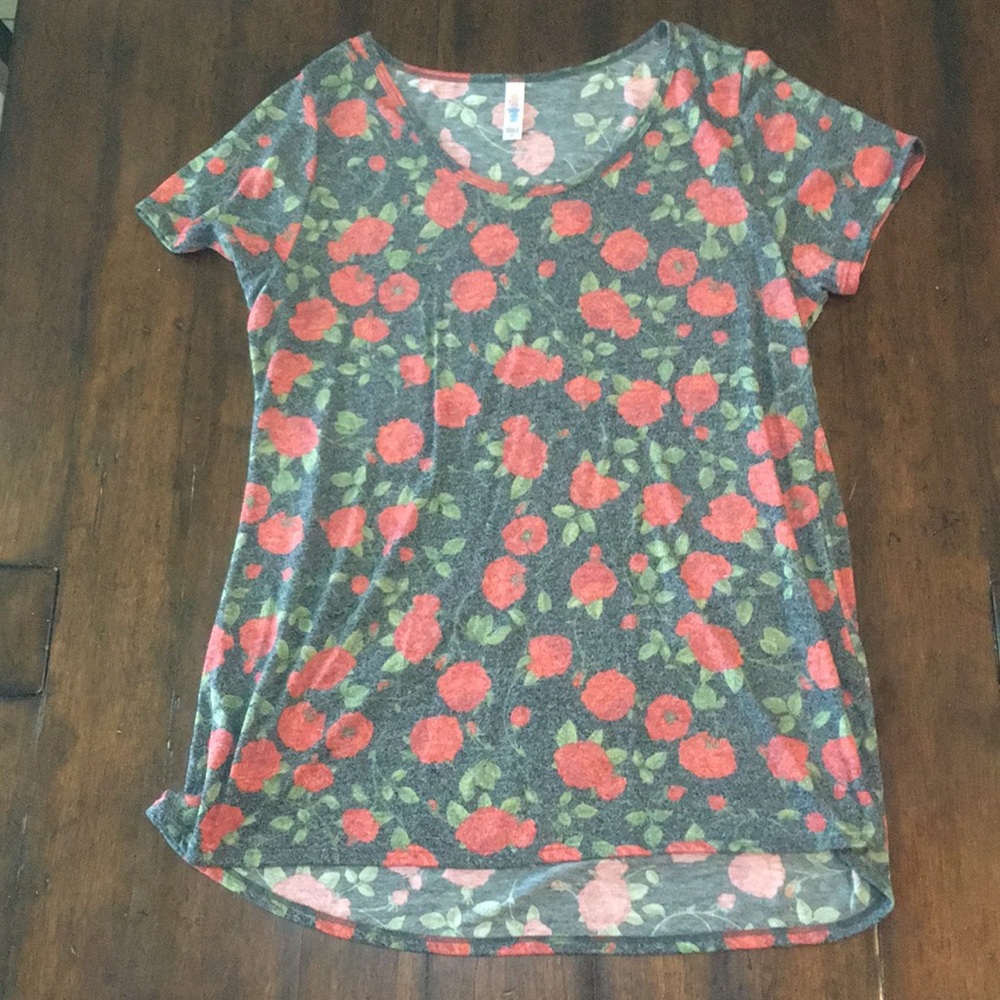 Floral Top Lularoe classic